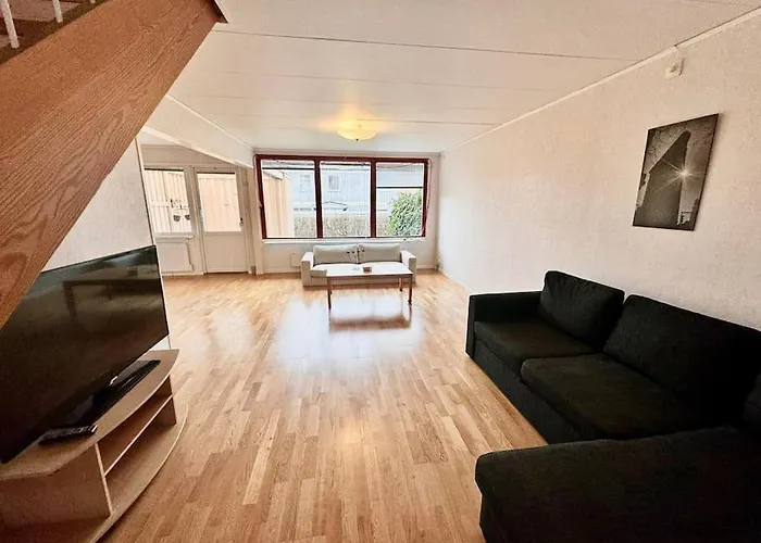 Familjevaenligt Stort Hus